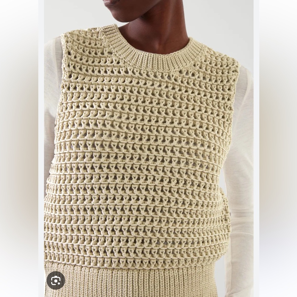 COS Chunky Open Knit Sweater Vest